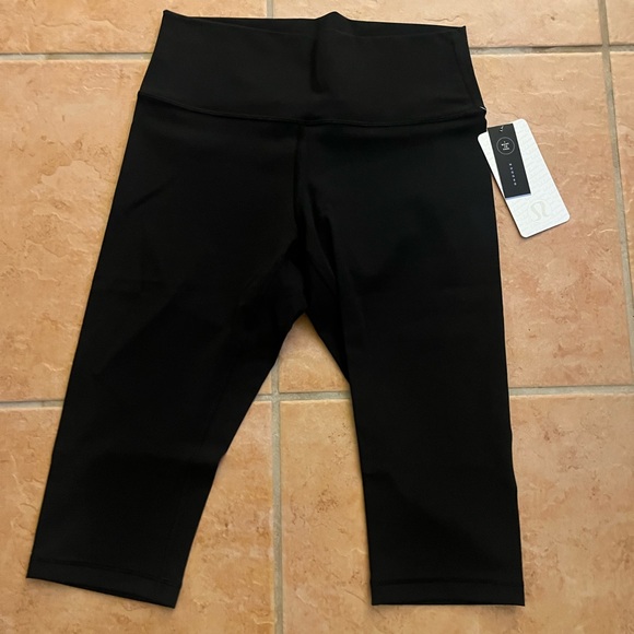 Lululemon Wunder Under HR 1/2 inch Legging - Picture 1 of 4